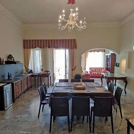 Dimora Antica 3*