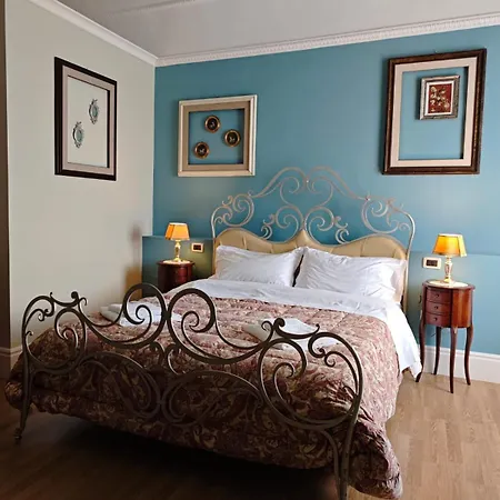 فندق مبيت وإفطار Dimora Antica 3*