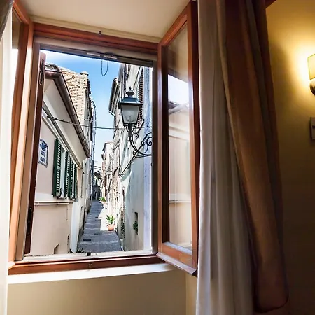 Frühstückspension Dimora Antica 3*