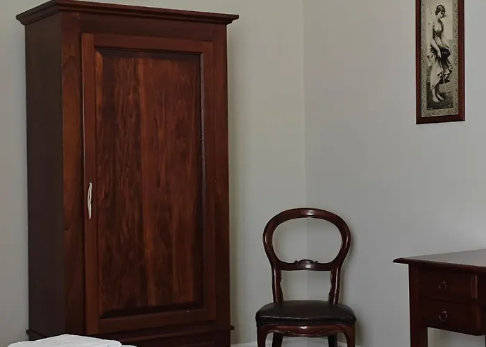 Dimora Antica Bed & Breakfast