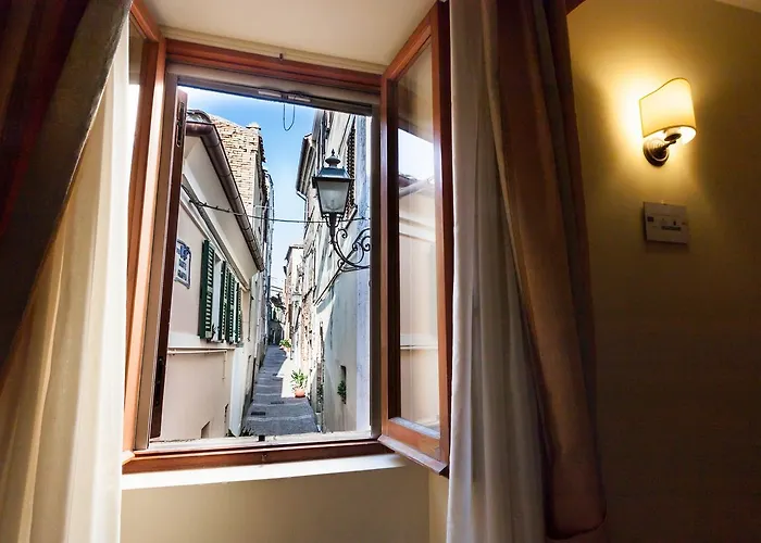 Bed & Breakfast Dimora Antica 3*